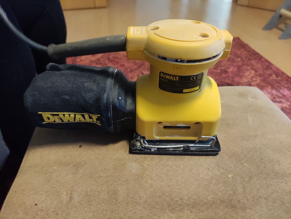 Dewalt Lixadora Vibratória