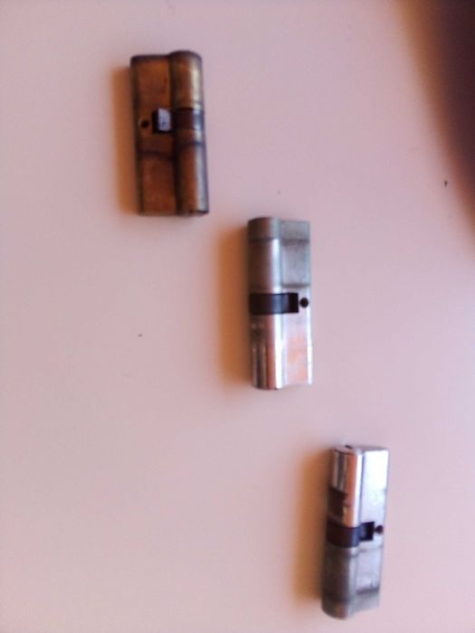 Canhão/cilindro com chaves para fechadura de portas