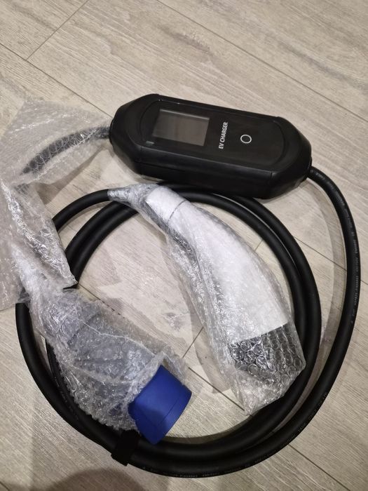 Зарядне для електромобіля  EV Charger 7кВт 32A Type 2  WiFi  3.5 m