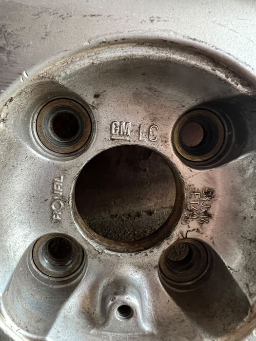 Jantes especiais opel  4x100 pneus NOVOS