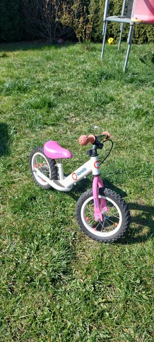 Rowerek biegowy dla dziewczynki