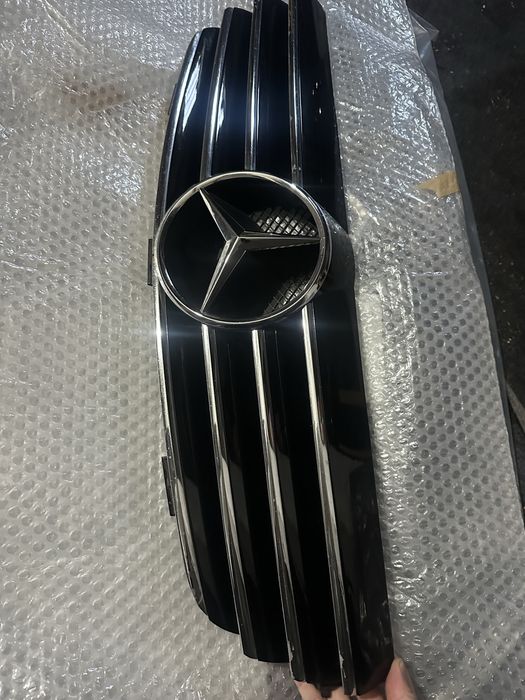 Grelha original para mercedes clk w209