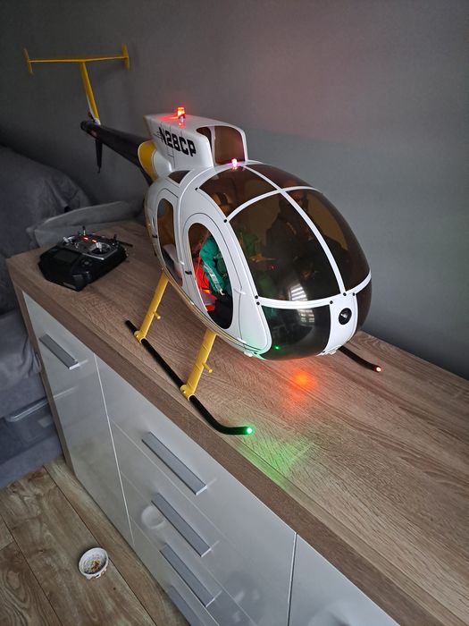 Makieta helikoptera Hughes MD 500