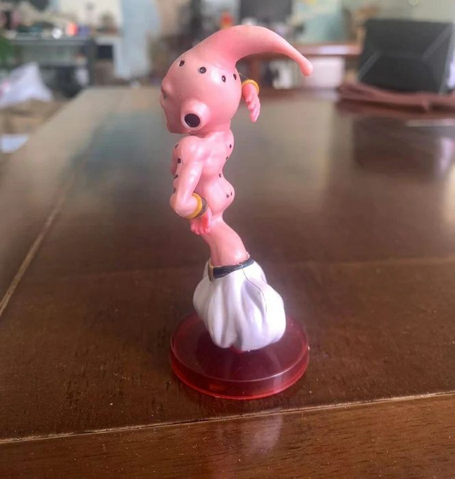 Figura Bubu a Dançar