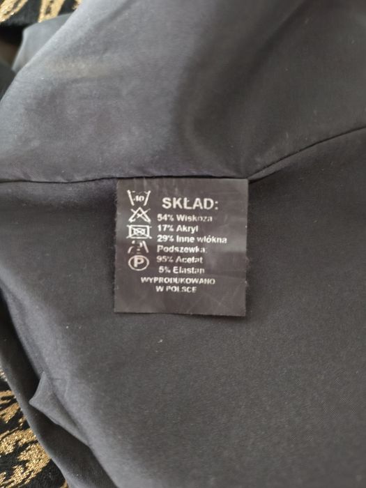 Sukienka z długim rękawem marki Salko