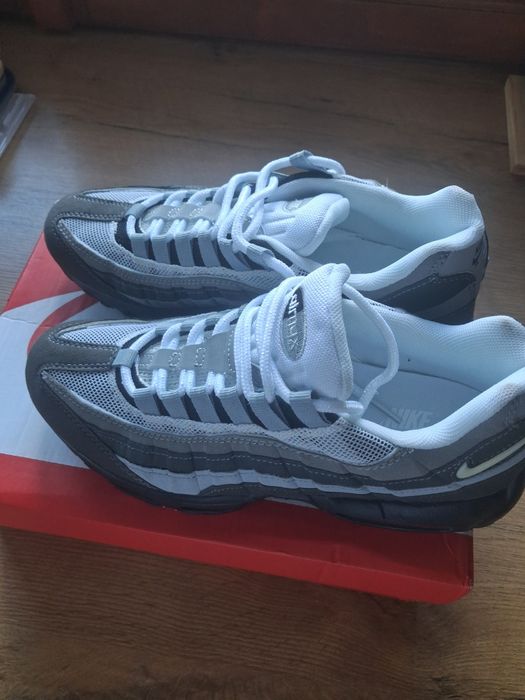 nike air max 95 jewel-grey