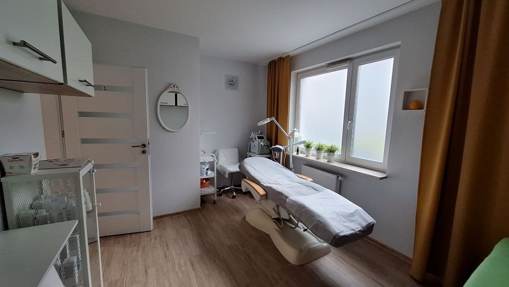 Wynajmę gabinet w salonie kosmetycznym