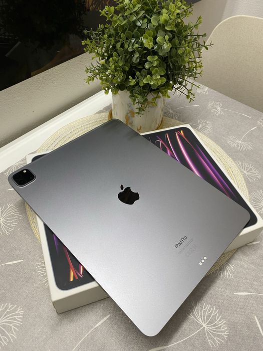 iPad Pro || 12.9” || 6a Geração || 512 GB || Fatura e Garantia!