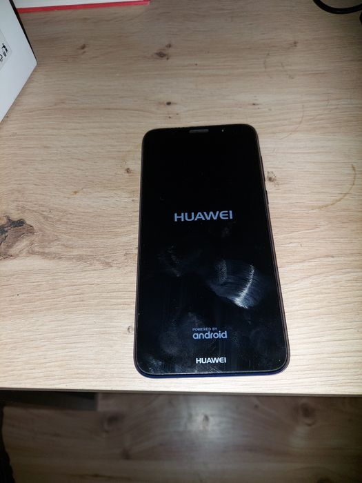 Huawei Y5 stan idealny.