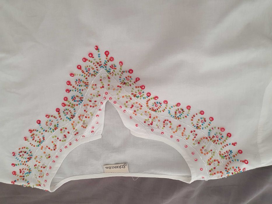 Biała lekka bluzka koraliki boho hippie folk