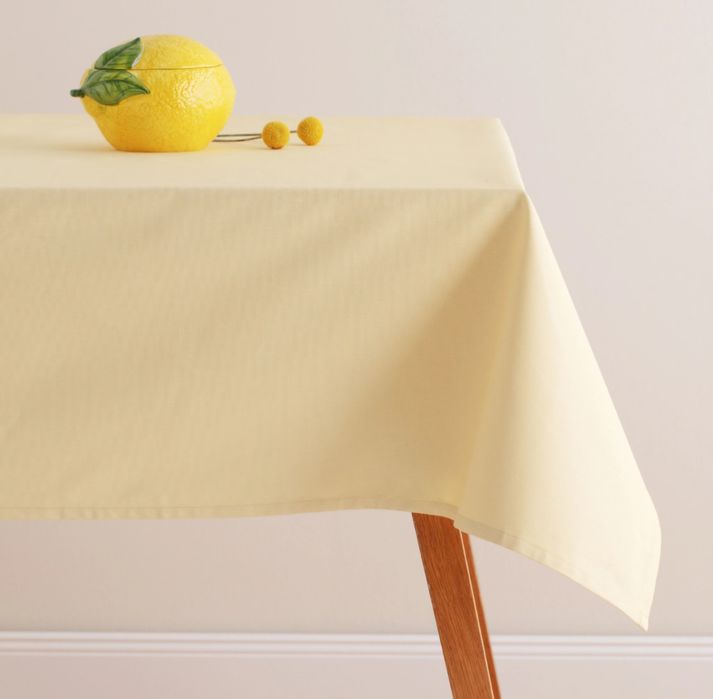 Bawełniana cerata na stół firmy Home&You Lopiso 150x220cm
Bawełniana c