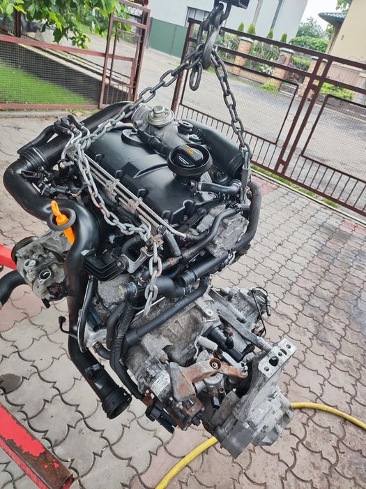 Мотор двигатель тоуран Touran 1.9 golf passat seat cadyy гольф пасад