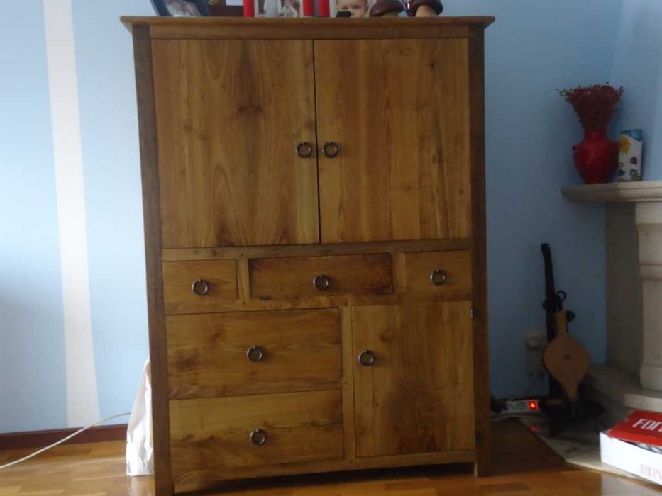 Mobilia sala e sofá