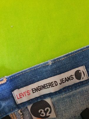 Roupa de marca Criança