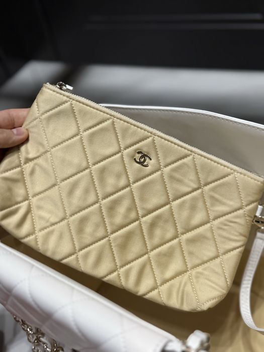 Koszyk Chanel White Leather