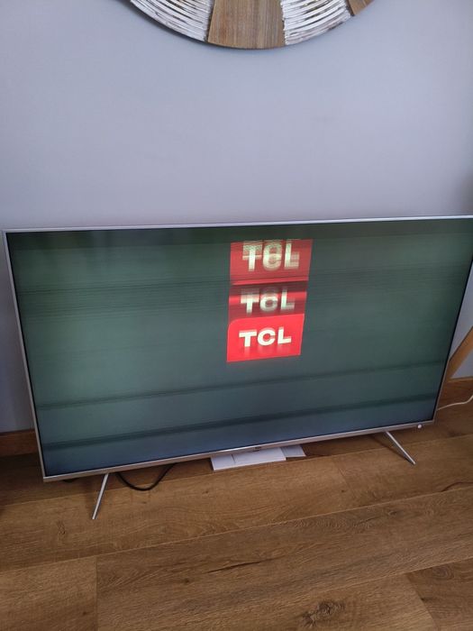 Televisão TCL 50" Avariada