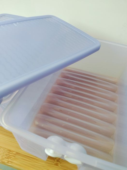 2 Tupperware lilás 2L para armazenar no frigorífico