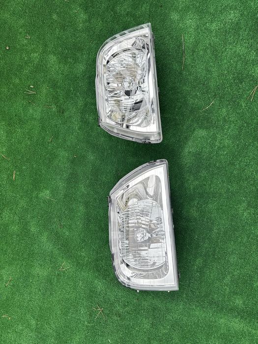 Фари Mitsubishi L200 1995-2005 передні