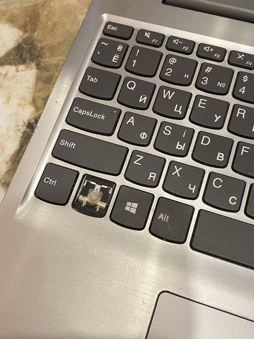 Ноутбук Lenovo продаж