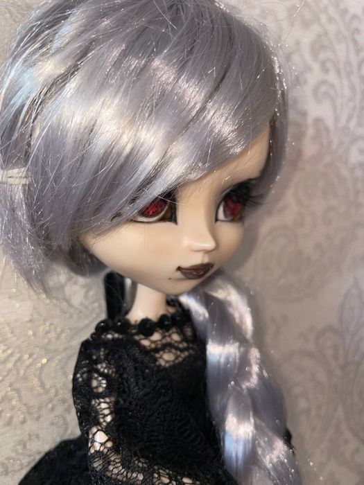 Custom gothic pullip doll Pullip lalka