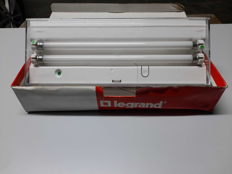 Luminária de Emergência  Legrand