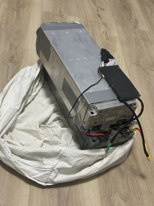 Літій-іонні акумулятори LG Chem 24V (6S2P), 2.7 кВт·год / 120Ah