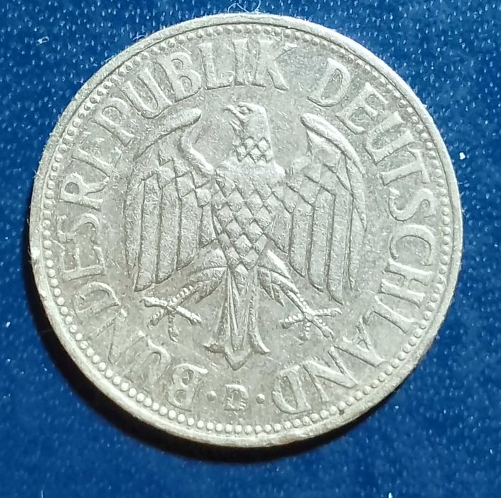 1 marco alemão RDA 1960, letra D