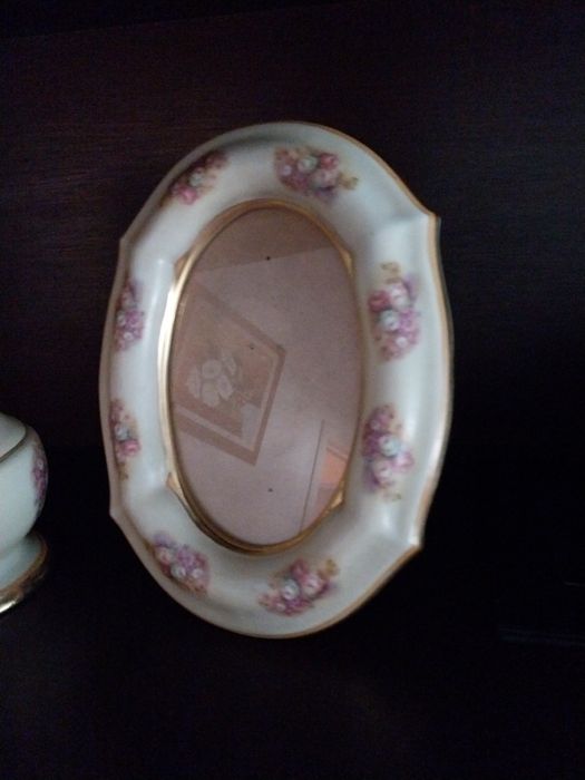 Conjunto moldura e jarra