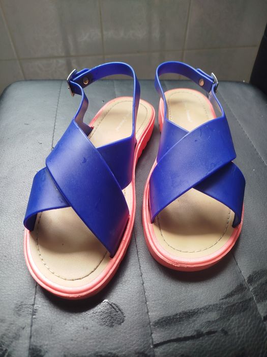 Літні босоніжки 39 розмір.