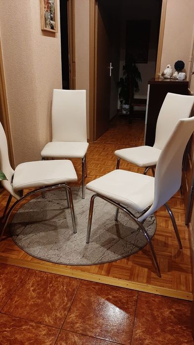 Krzesła do kuchni,jadalni 4 sztuki-świetny stan!