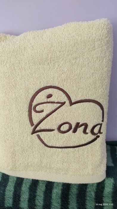Ręcznik kąpielowy z haftem "ŻONA"