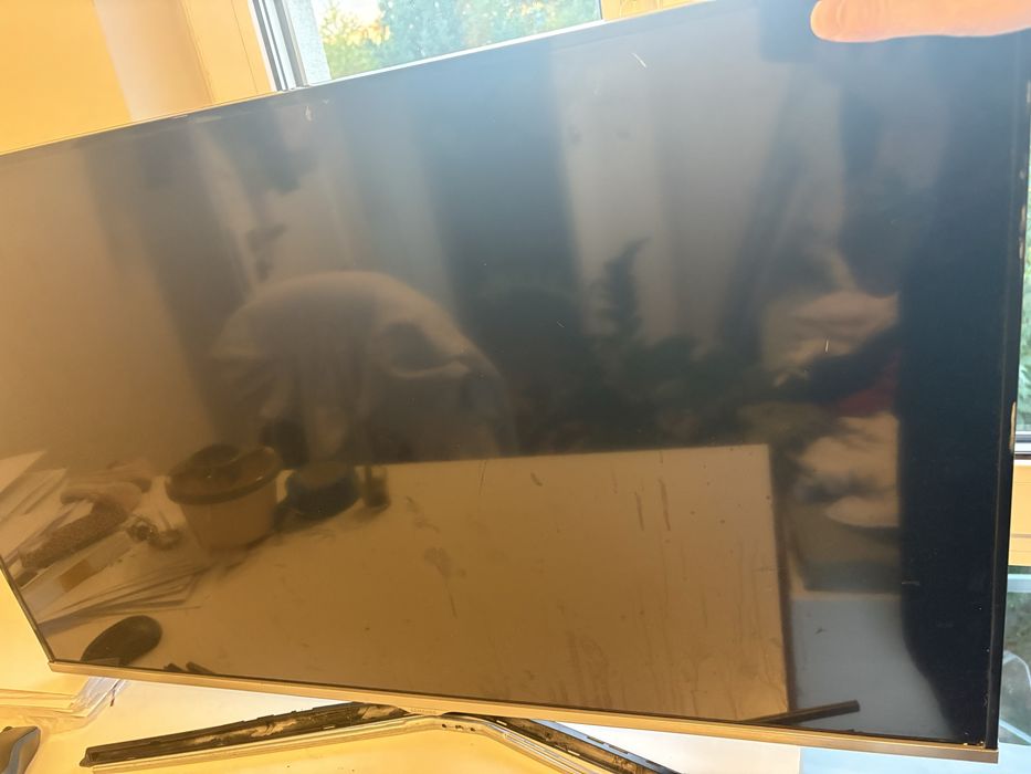 TV LCD Samsung+ Soundbar Grundig
