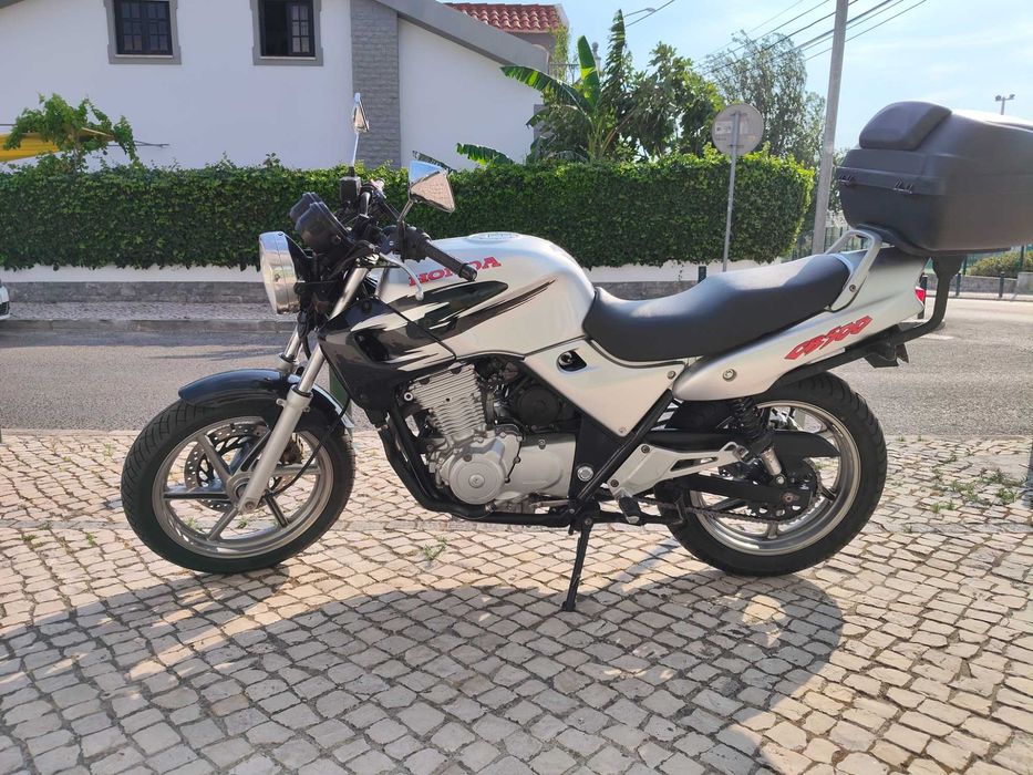 Honda cb500 (pc32)