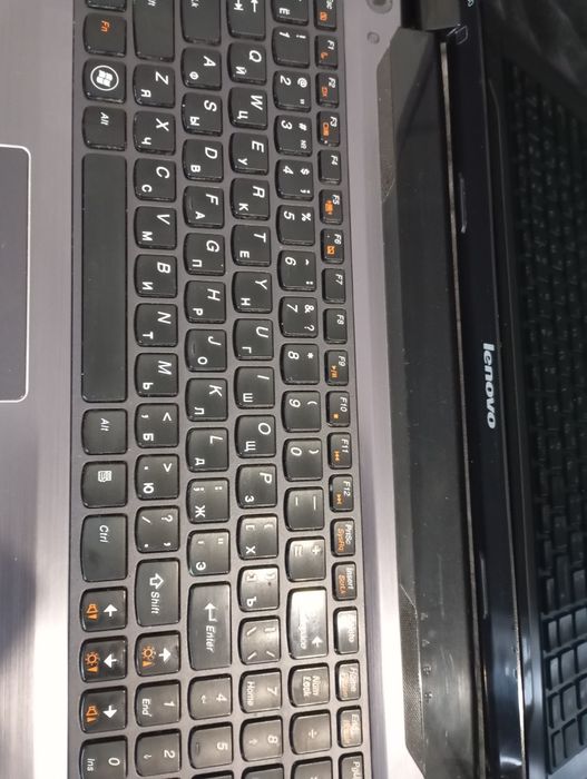 Lenovo (i7 • 16GB RAM • SSD 512GB • NVIDIA 2GB)