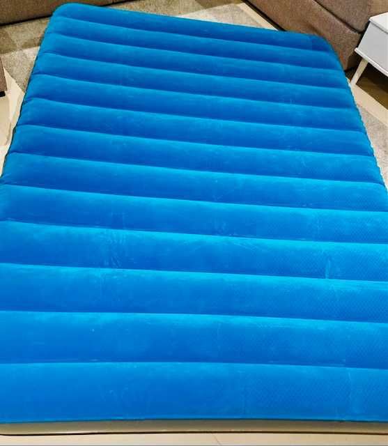 Colchão insuflável de campismo 2 pessoas + bomba elétrica