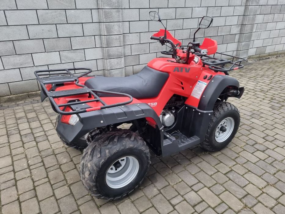 Квадроцикл jianshhe-yamaha 250 кубів у відмінному стані