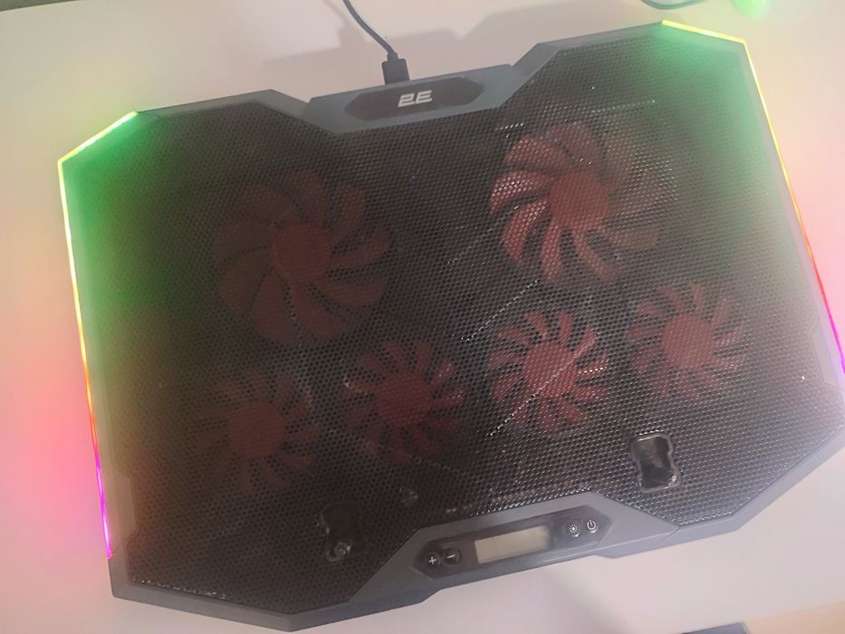 Охолоджуюча підставка для ноутбука 2E Gaming