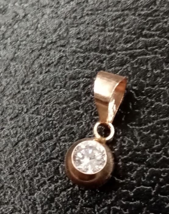 Продам золотий кулон