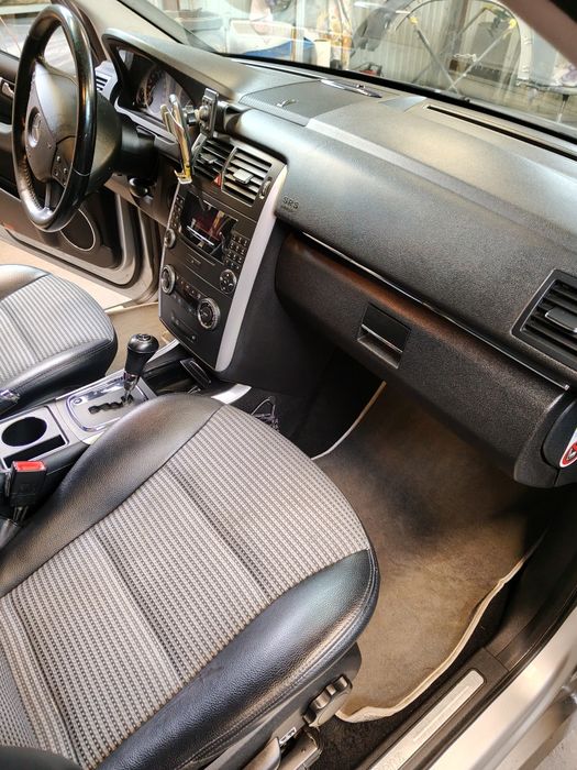 Mercedes Benz W245