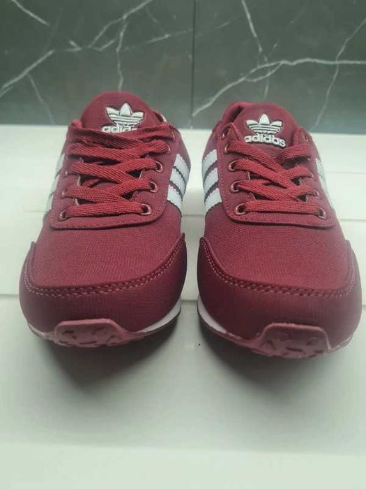 Sapatilhas burgundy/bordeaux/grená