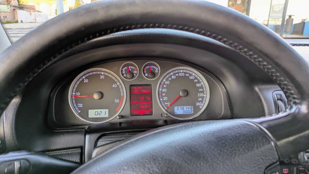 Volkswagen Passat Highline 1.9 TDI Automático – 2002