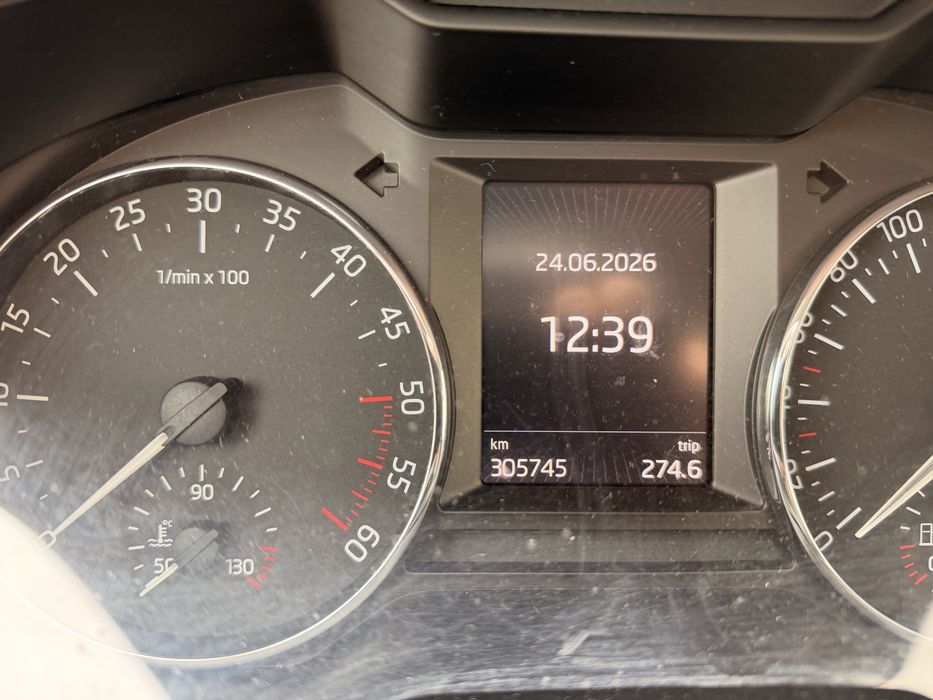 Skoda Octavia Limo 1.6Tdi  - c/ 1 dono nacional