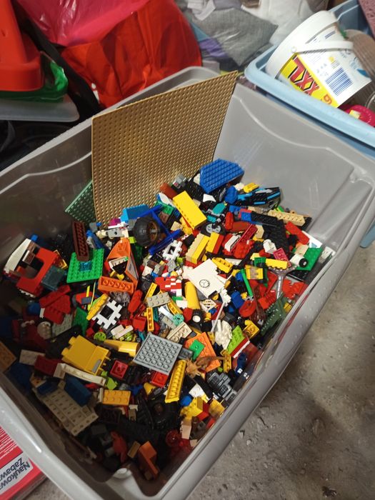 Skrzynka klocków LEGO