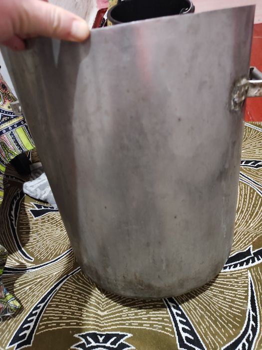 Продам кастрюля с нержавійки 1300 гривень