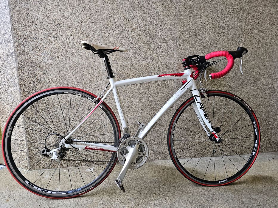 Bicicleta de ciclismo de estrada