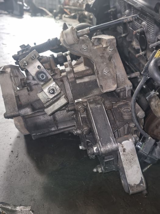 Caixa velocidades Fiat grand punto 1.4 8v