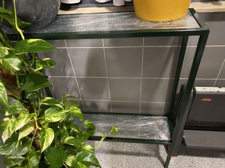 Estante de ferro para arrumação ou decoração