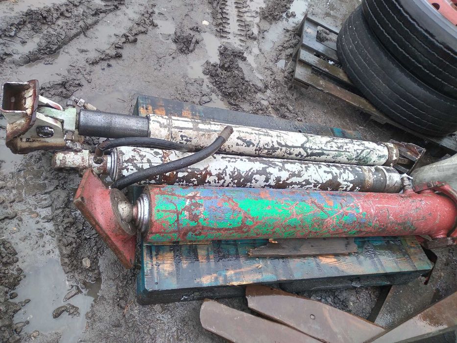 siłownik hydrauliczny wywrotu Kamaz inne