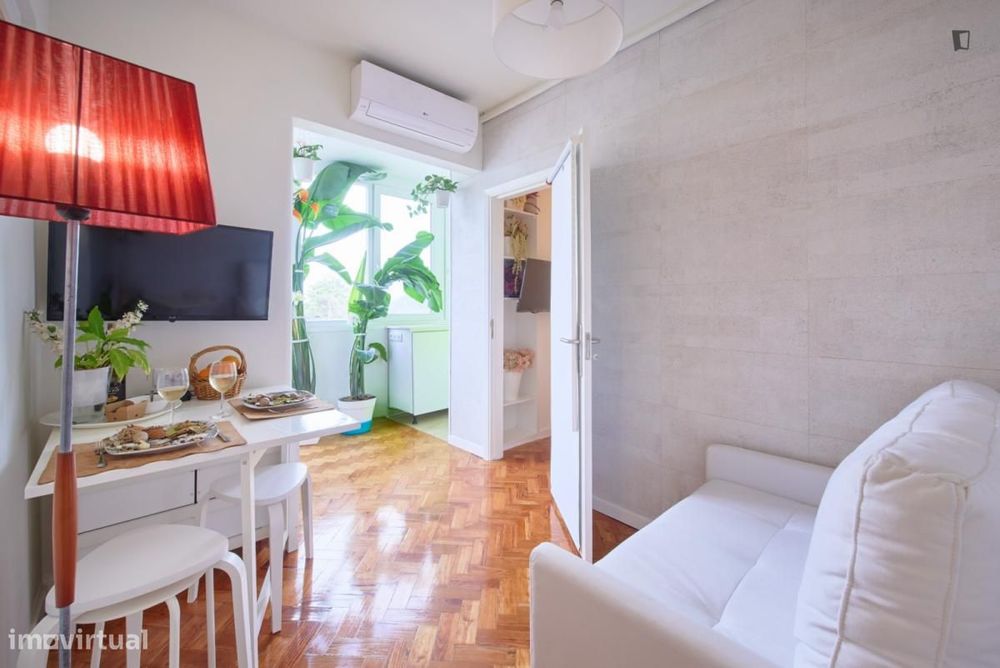 Apartamento com 2 quartos - localizado em Entrecampos Lisbon