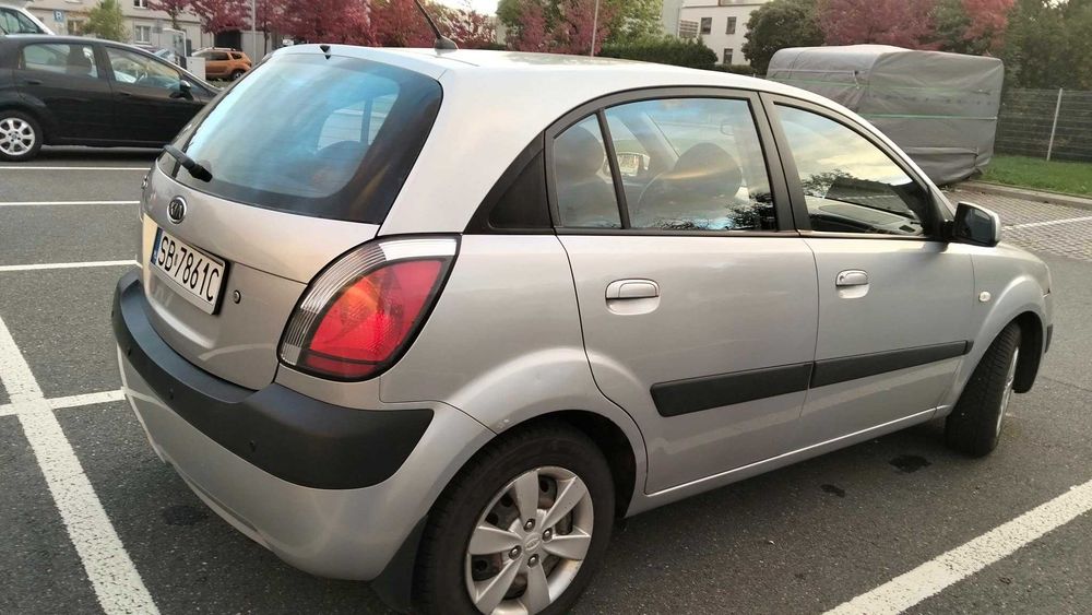 Sprzedam Kia Rio 2008 benzyna